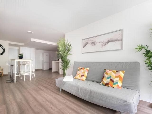 1 slaapkamer Flat te koop in Madrid stad - € 430.000 (Ref: 10102540)