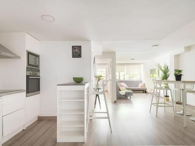 1 slaapkamer Flat te koop in Madrid stad - € 430.000 (Ref: 10102540)