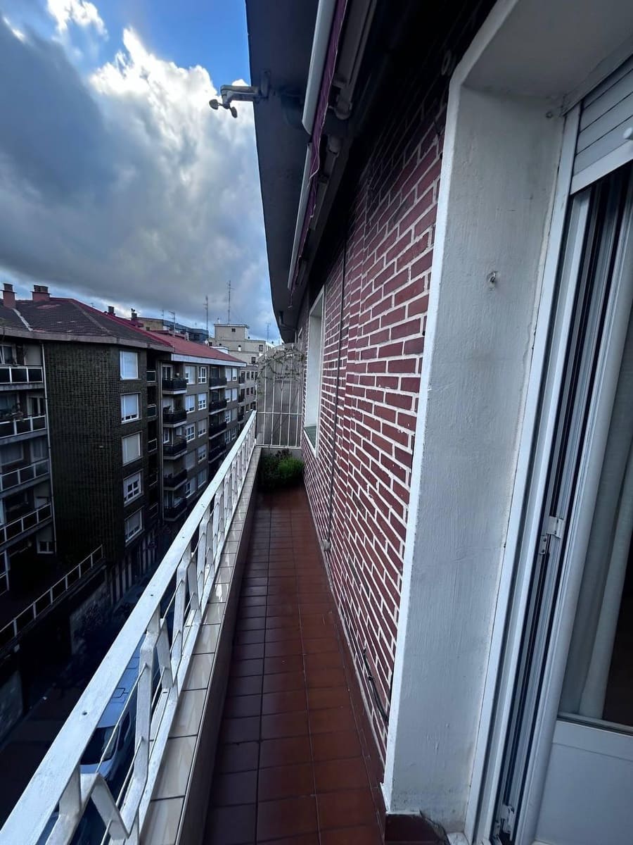 2 slaapkamer Flat te koop in Barakaldo - € 330.000 (Ref: 10102541)