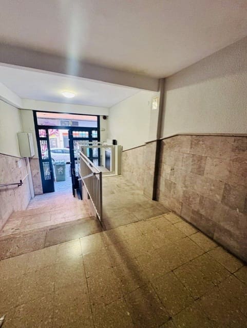 3 bedroom Apartment for sale in Ciudad Real city - € 164,000 (Ref: 10102544)