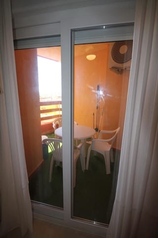 Appartement de 2 chambres à louer à La Manga del Mar Menor avec piscine garage - 800 € (Ref: 10109647)