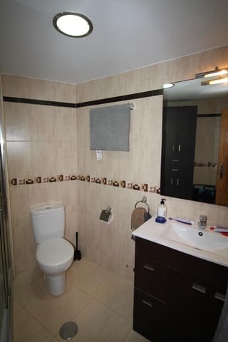 Appartement de 2 chambres à louer à La Manga del Mar Menor avec piscine garage - 800 € (Ref: 10109647)