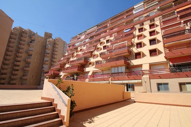 Appartement de 2 chambres à louer à La Manga del Mar Menor avec piscine garage - 800 € (Ref: 10109647)