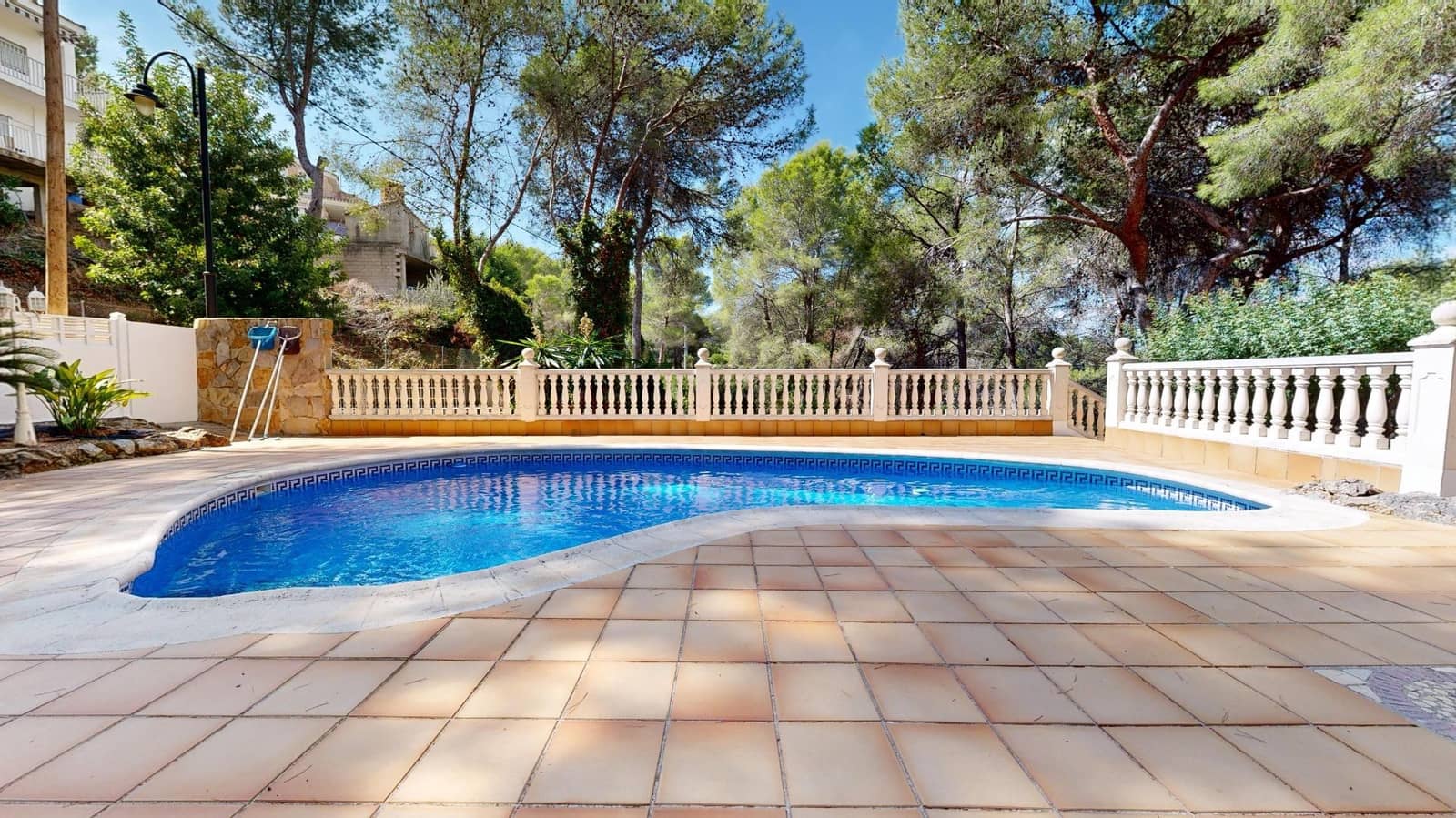 6 slaapkamer Appartement te koop in Alzira met zwembad - € 695.000 (Ref: 10109649)