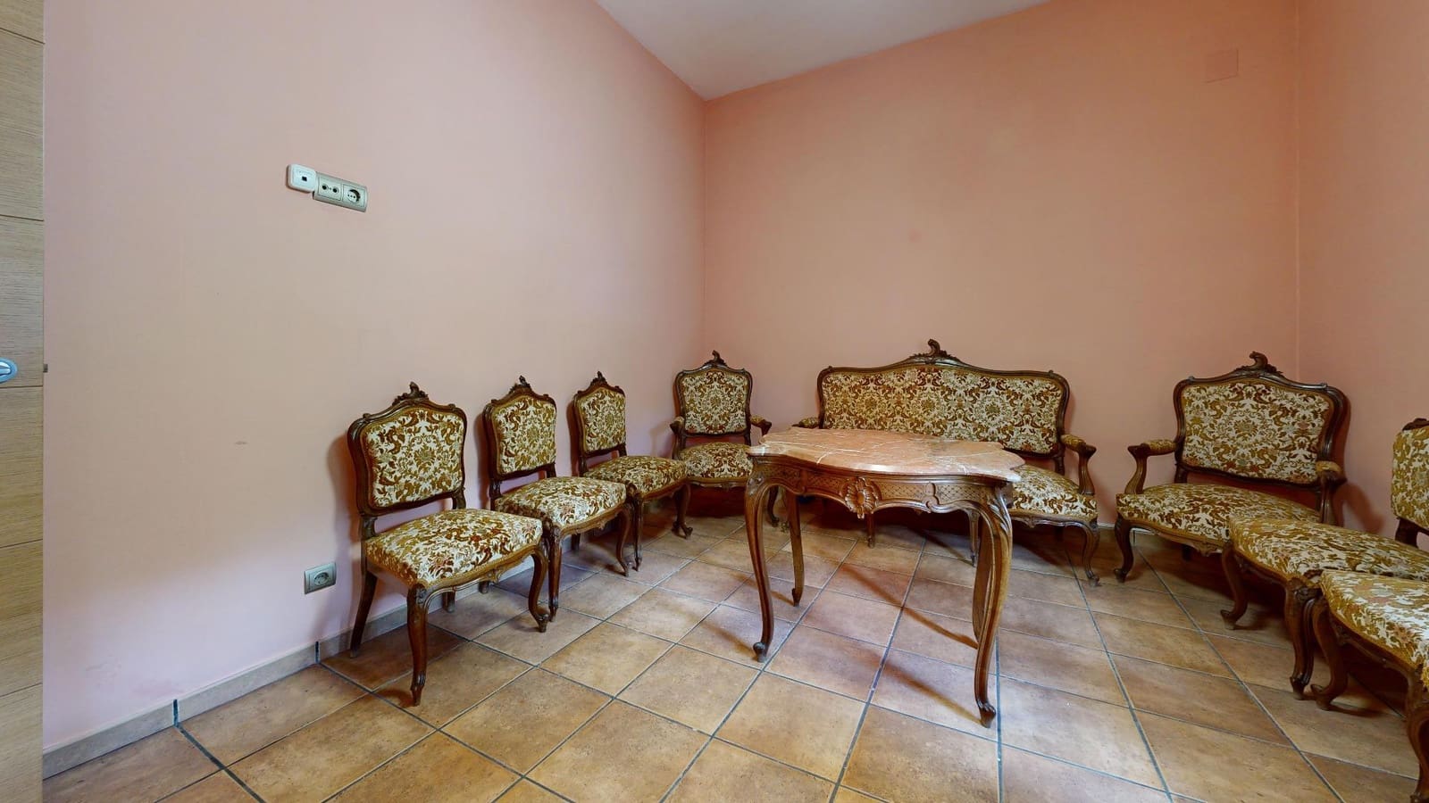 6 slaapkamer Appartement te koop in Alzira met zwembad - € 695.000 (Ref: 10109649)