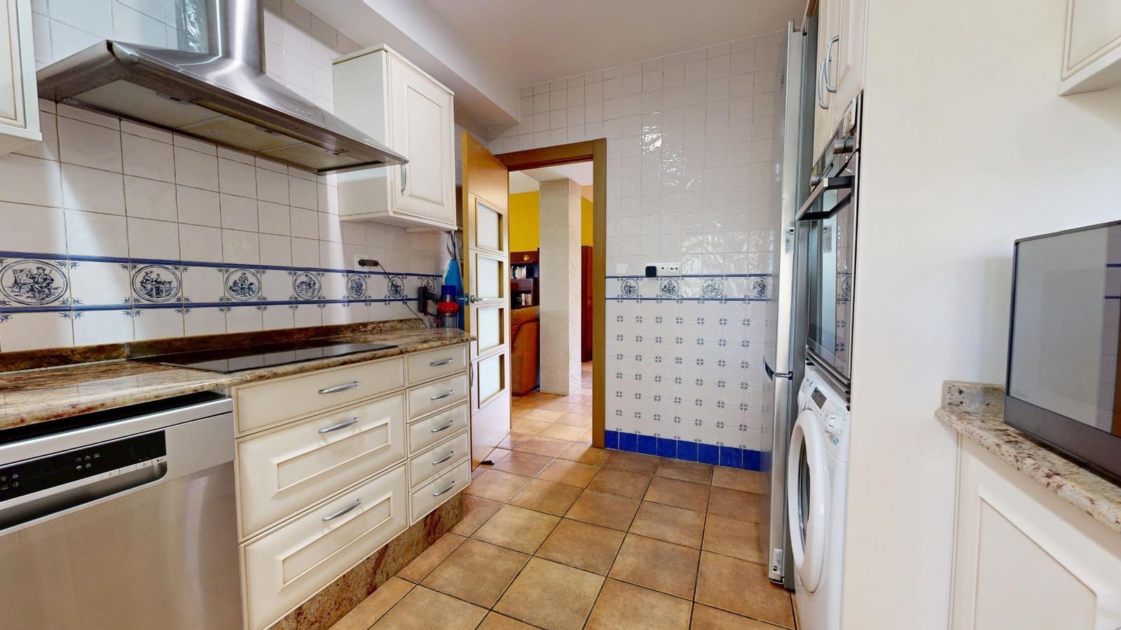 6 slaapkamer Appartement te koop in Alzira met zwembad - € 695.000 (Ref: 10109649)