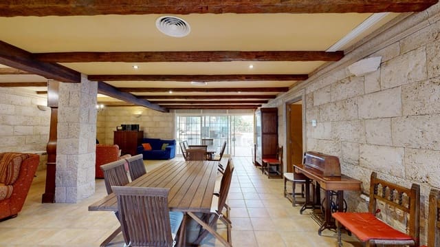 6 slaapkamer Appartement te koop in Alzira met zwembad - € 695.000 (Ref: 10109649)