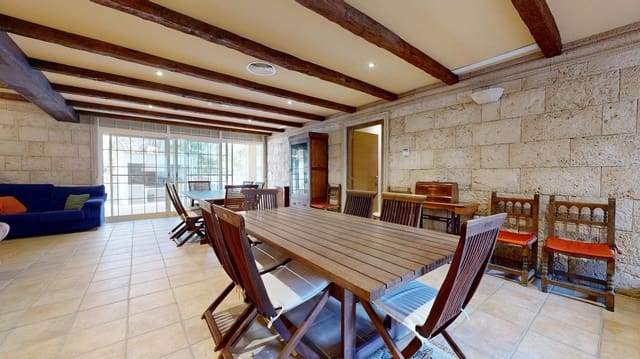 6 slaapkamer Appartement te koop in Alzira met zwembad - € 695.000 (Ref: 10109649)