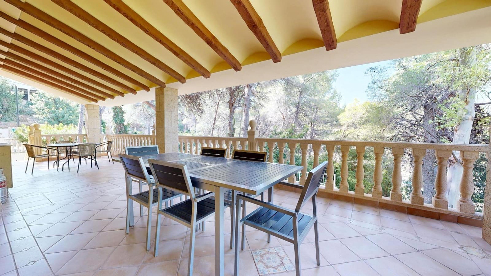 6 slaapkamer Appartement te koop in Alzira met zwembad - € 695.000 (Ref: 10109649)