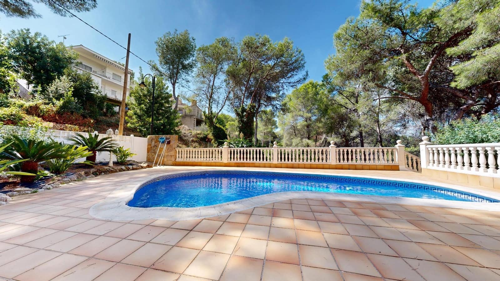 6 slaapkamer Appartement te koop in Alzira met zwembad - € 695.000 (Ref: 10109649)