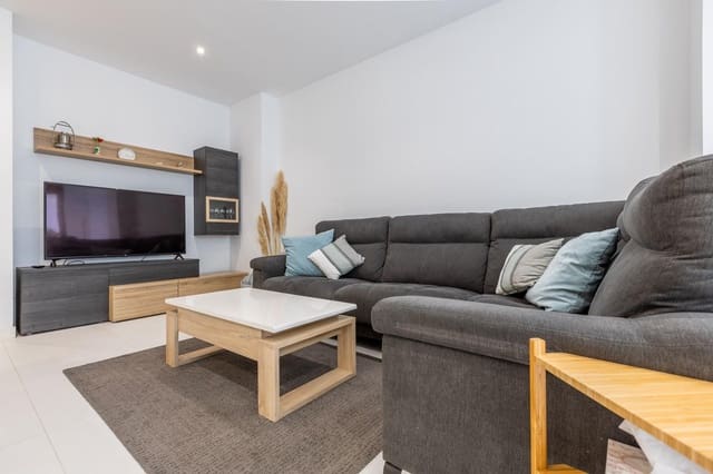 3 bedroom Flat for rent in A Coruña city with garage - € 1,600 (Ref: 10115809)