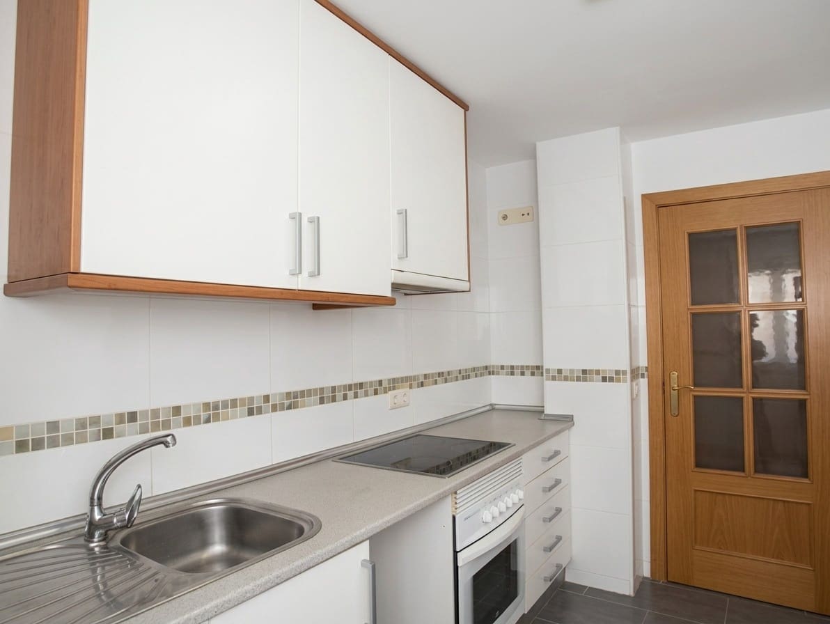 3 bedroom Flat for sale in Trijueque with garage - € 130,000 (Ref: 10115811)