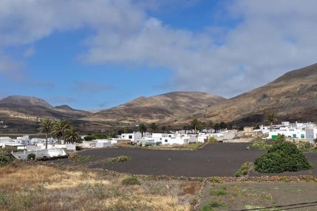 Terreno para Construção para venda em Haría - 149 000 € (Ref: 10129370)