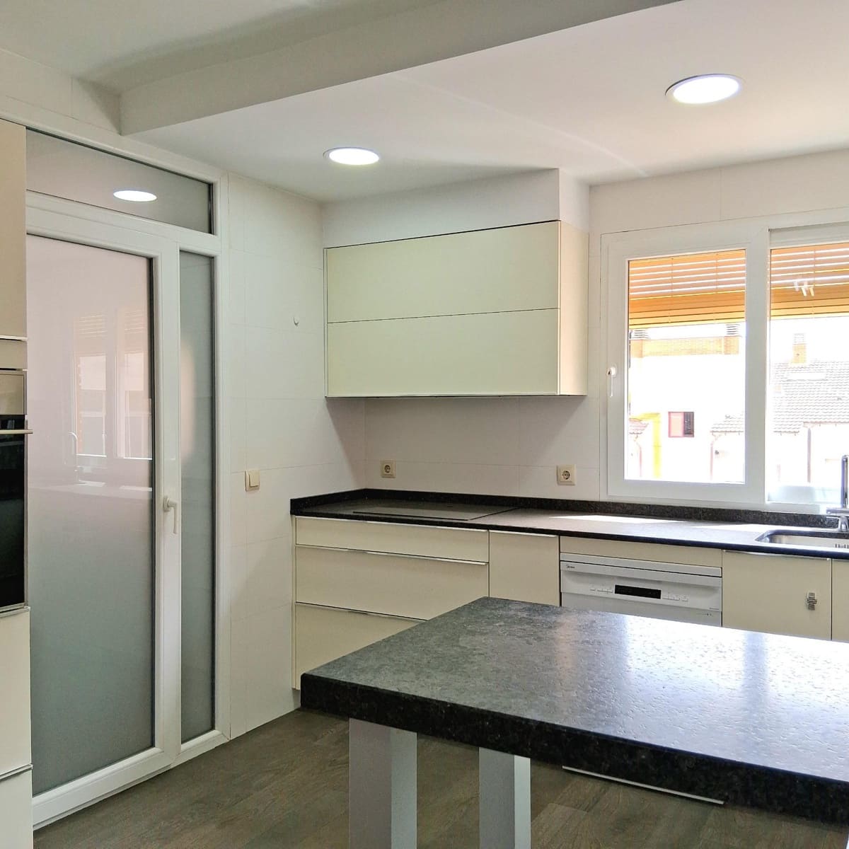 2 sovrum Lägenhet till salu i Albacete stad - 335 000 € (Ref: 10129371)