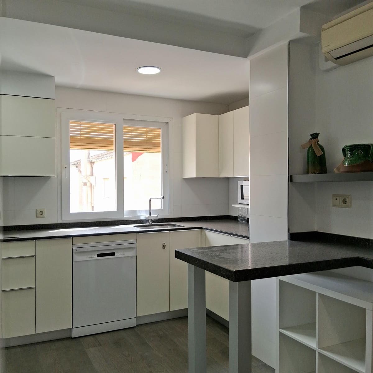 2 sovrum Lägenhet till salu i Albacete stad - 335 000 € (Ref: 10129371)