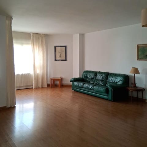 2 sovrum Lägenhet till salu i Albacete stad - 335 000 € (Ref: 10129371)