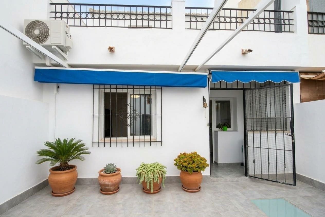 3 soveværelse Rækkehus til salg i Los Alcazares med garage - € 210.000 (Ref: 10136281)