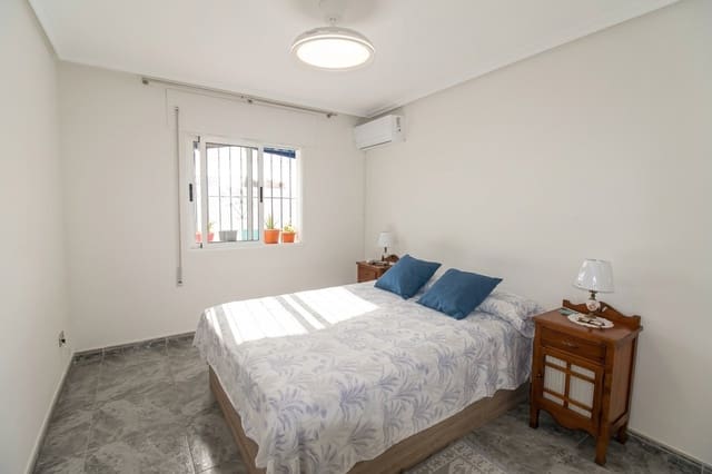 3 soveværelse Rækkehus til salg i Los Alcázares med garage - € 210.000 (Ref: 10136281)
