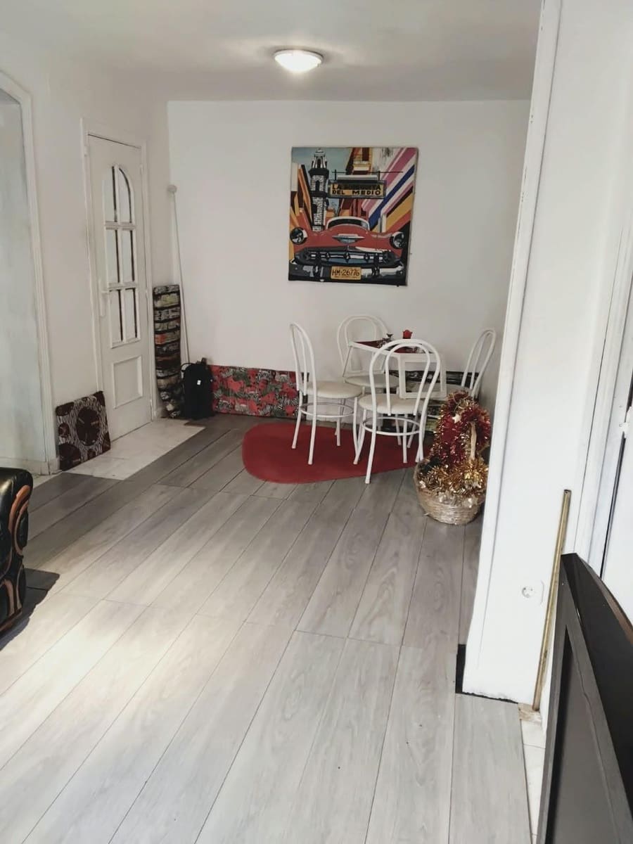 2 sovrum Lägenhet till salu i Madrid stad - 249 000 € (Ref: 10136283)