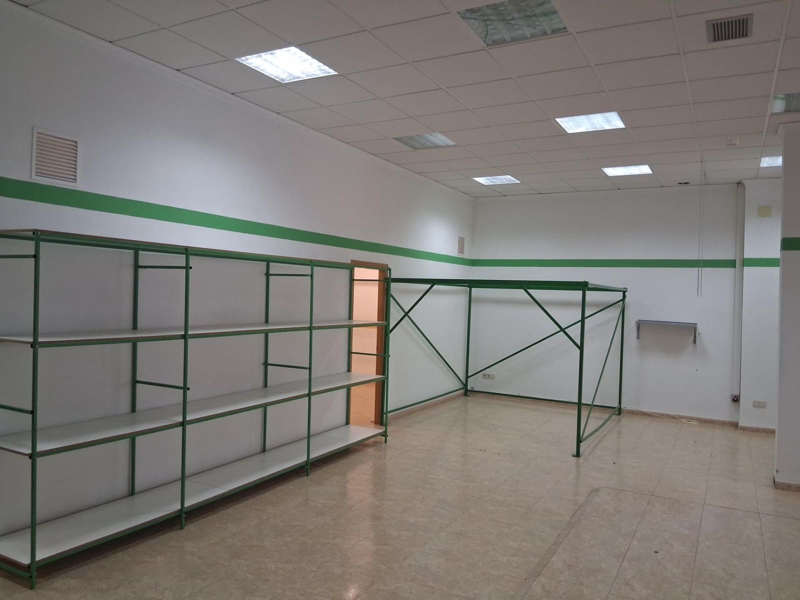 Commercieel te koop in Muro de Alcoy - € 133.000 (Ref: 10142561)