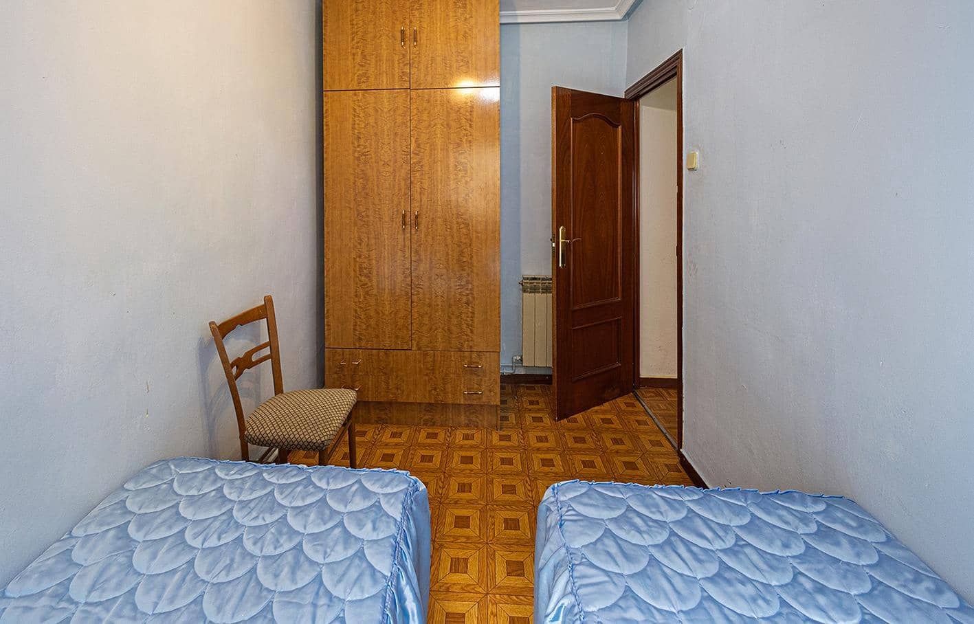 3 bedroom Flat for sale in Valladolid city - € 125,000 (Ref: 10148939)