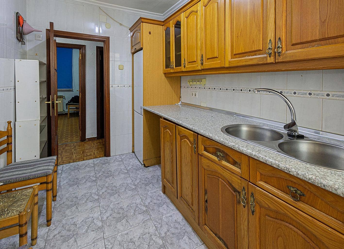 3 bedroom Flat for sale in Valladolid city - € 125,000 (Ref: 10148939)