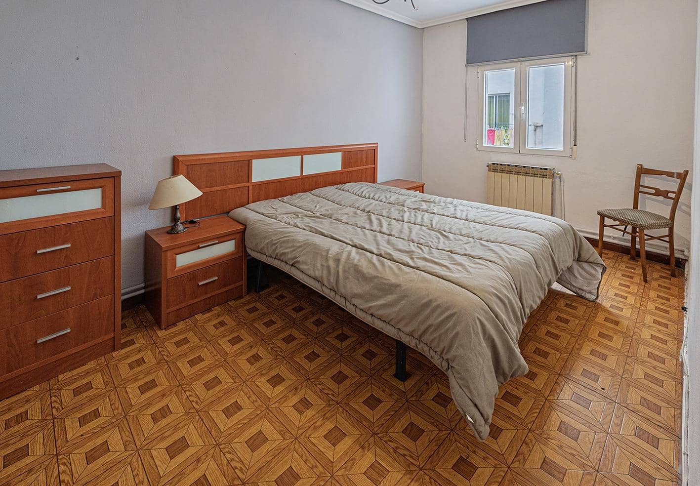 3 bedroom Flat for sale in Valladolid city - € 125,000 (Ref: 10148939)