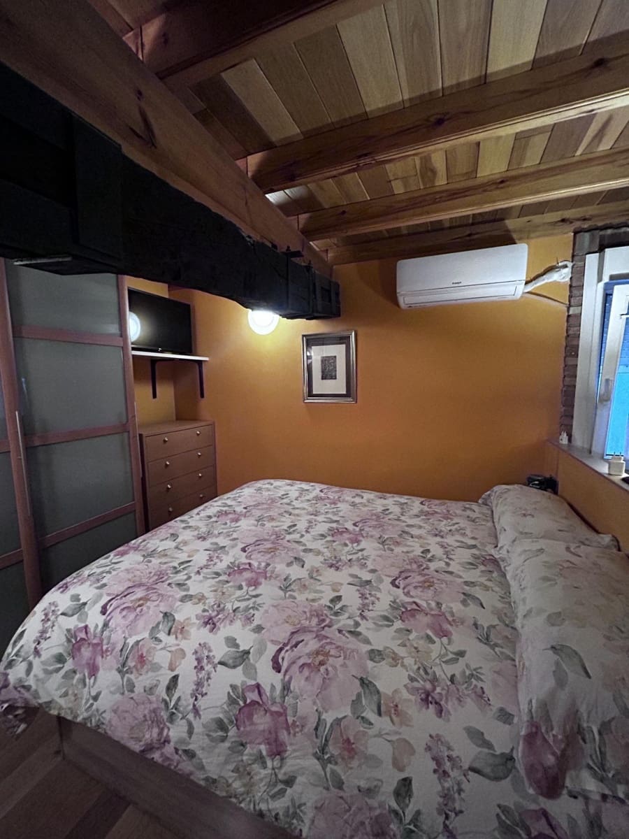 2 bedroom Apartment for sale in Vitoria-Gasteiz - € 359,000 (Ref: 10155428)