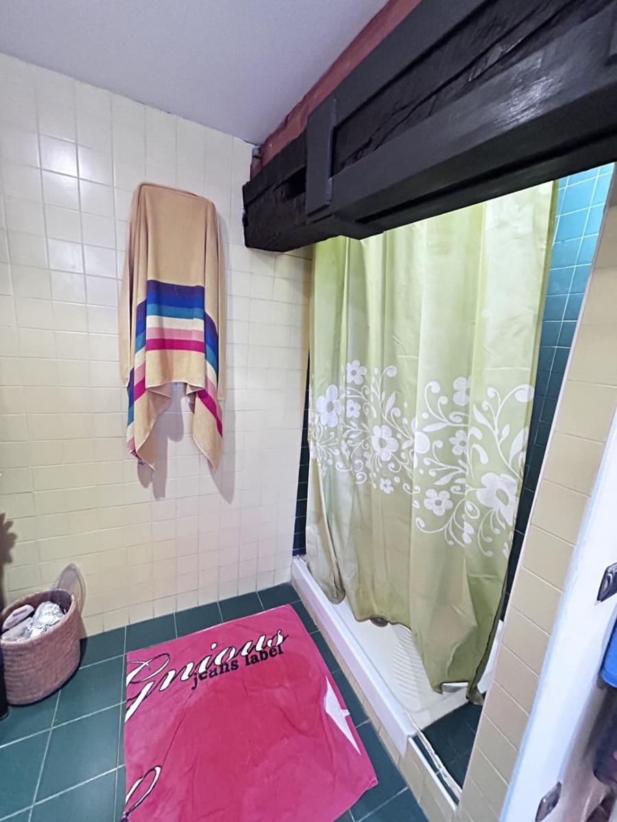 2 bedroom Apartment for sale in Vitoria-Gasteiz - € 359,000 (Ref: 10155428)