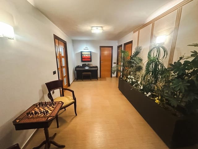 4 soveværelse Villa til salg i Ocaña med swimmingpool garage - € 598.000 (Ref: 10159616)