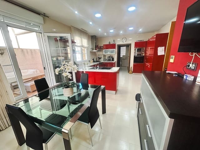 4 soveværelse Villa til salg i Ocaña med swimmingpool garage - € 598.000 (Ref: 10159616)