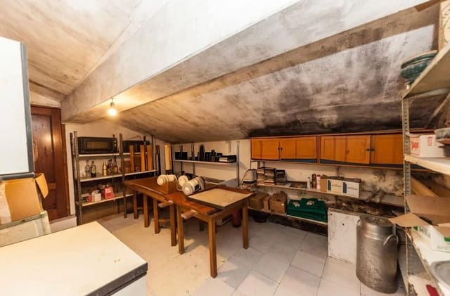 4 soverom Villa til salgs i Llanes med garasje - € 229 000 (Ref: 10165205)
