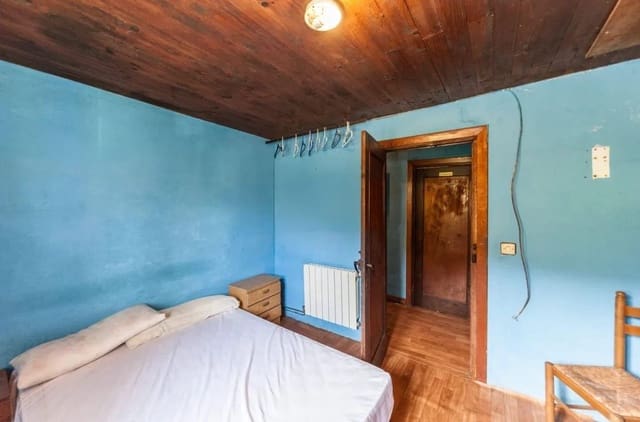 4 soverom Villa til salgs i Llanes med garasje - € 229 000 (Ref: 10165205)