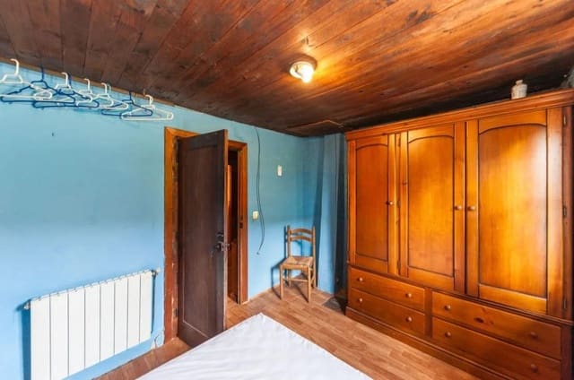 4 soverom Villa til salgs i Llanes med garasje - € 229 000 (Ref: 10165205)