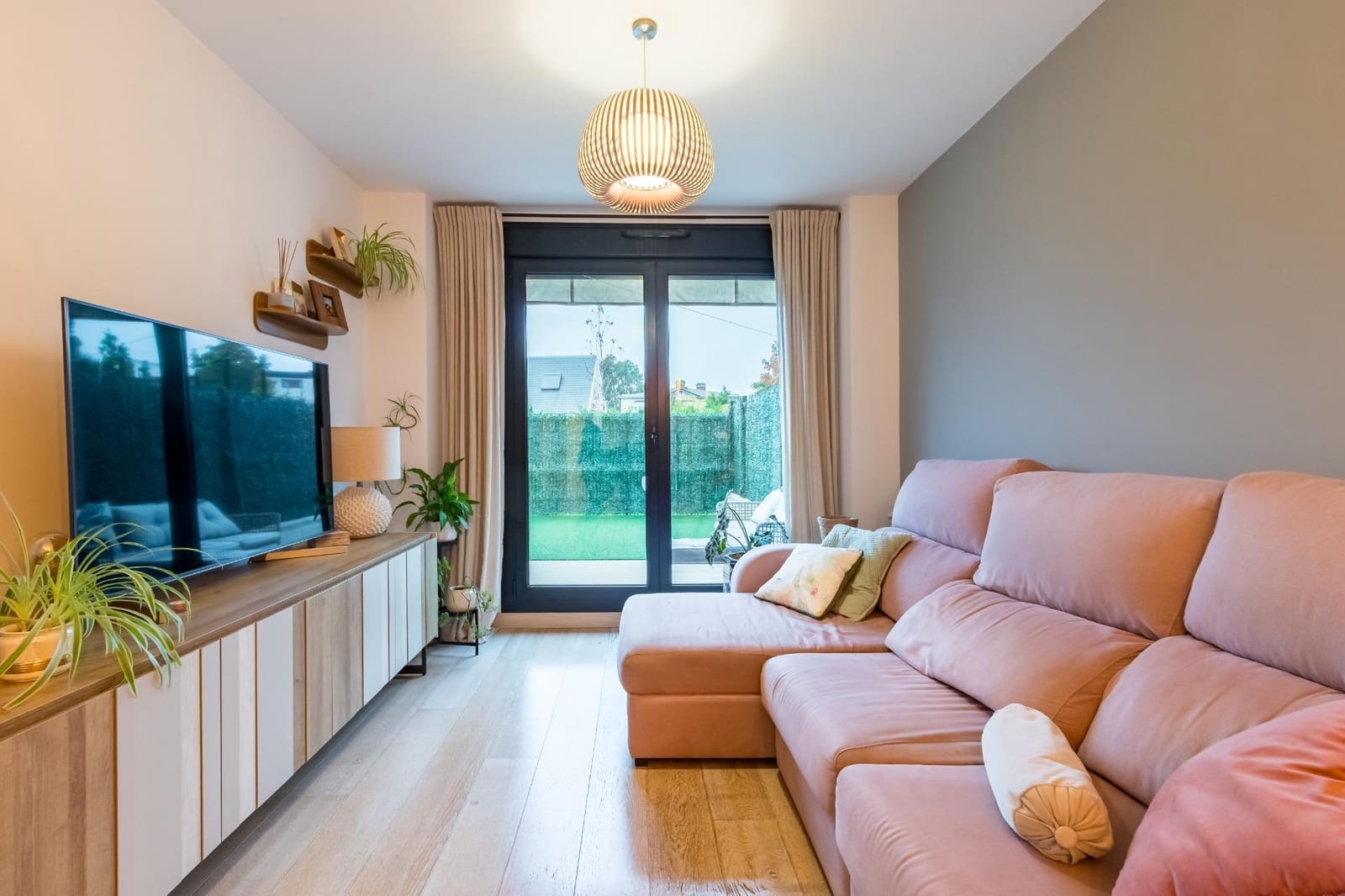 2 soverom Leilighet til salgs i Santander med svømmebasseng garasje - € 370 000 (Ref: 10165207)