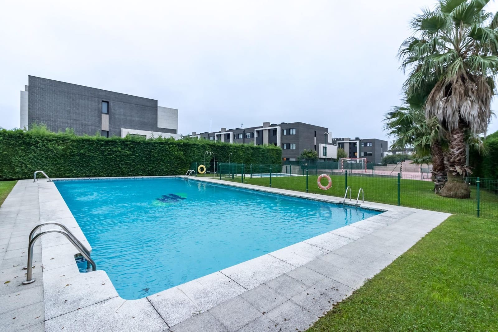 2 soverom Leilighet til salgs i Santander med svømmebasseng garasje - € 370 000 (Ref: 10165207)