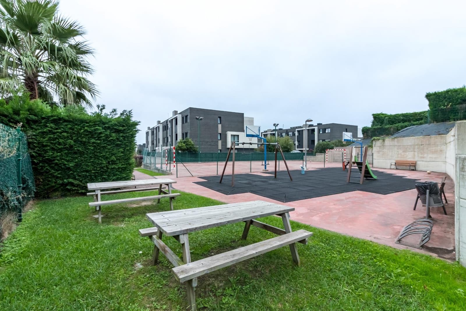 2 soverom Leilighet til salgs i Santander med svømmebasseng garasje - € 370 000 (Ref: 10165207)