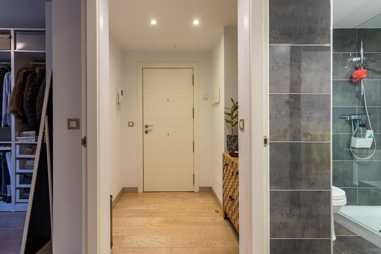 2 soverom Leilighet til salgs i Santander med svømmebasseng garasje - € 370 000 (Ref: 10165207)