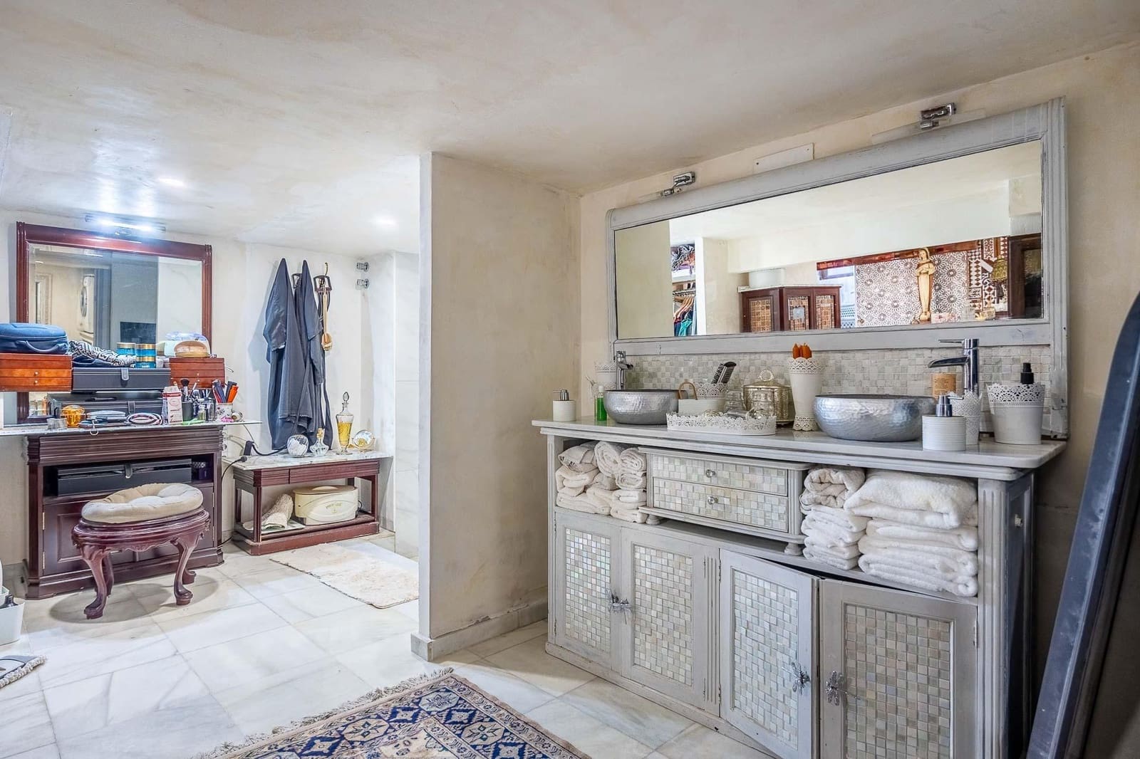 6 makuuhuone Rivitalo myytävänä paikassa Sevilla kaupunki - 999 000 € (Ref: 10165208)