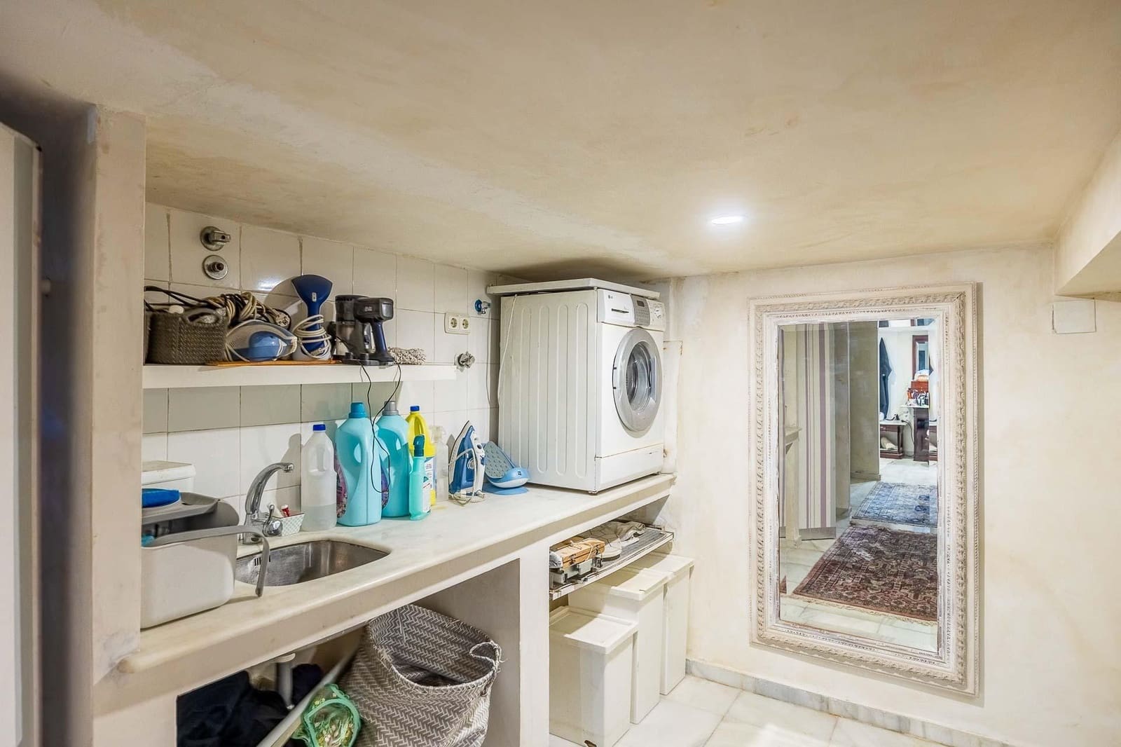 6 makuuhuone Rivitalo myytävänä paikassa Sevilla kaupunki - 999 000 € (Ref: 10165208)