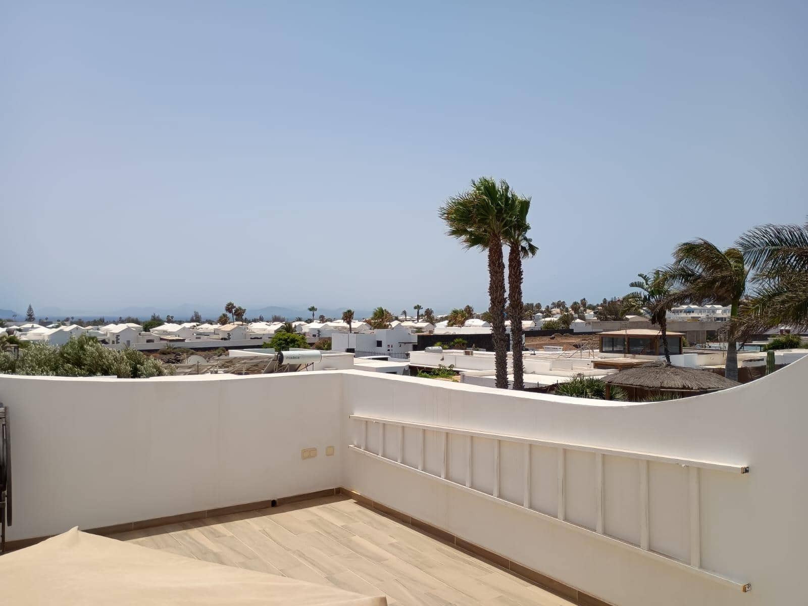 5 soverom Villa til salgs i Playa Blanca med svømmebasseng garasje - € 1 570 000 (Ref: 10166847)