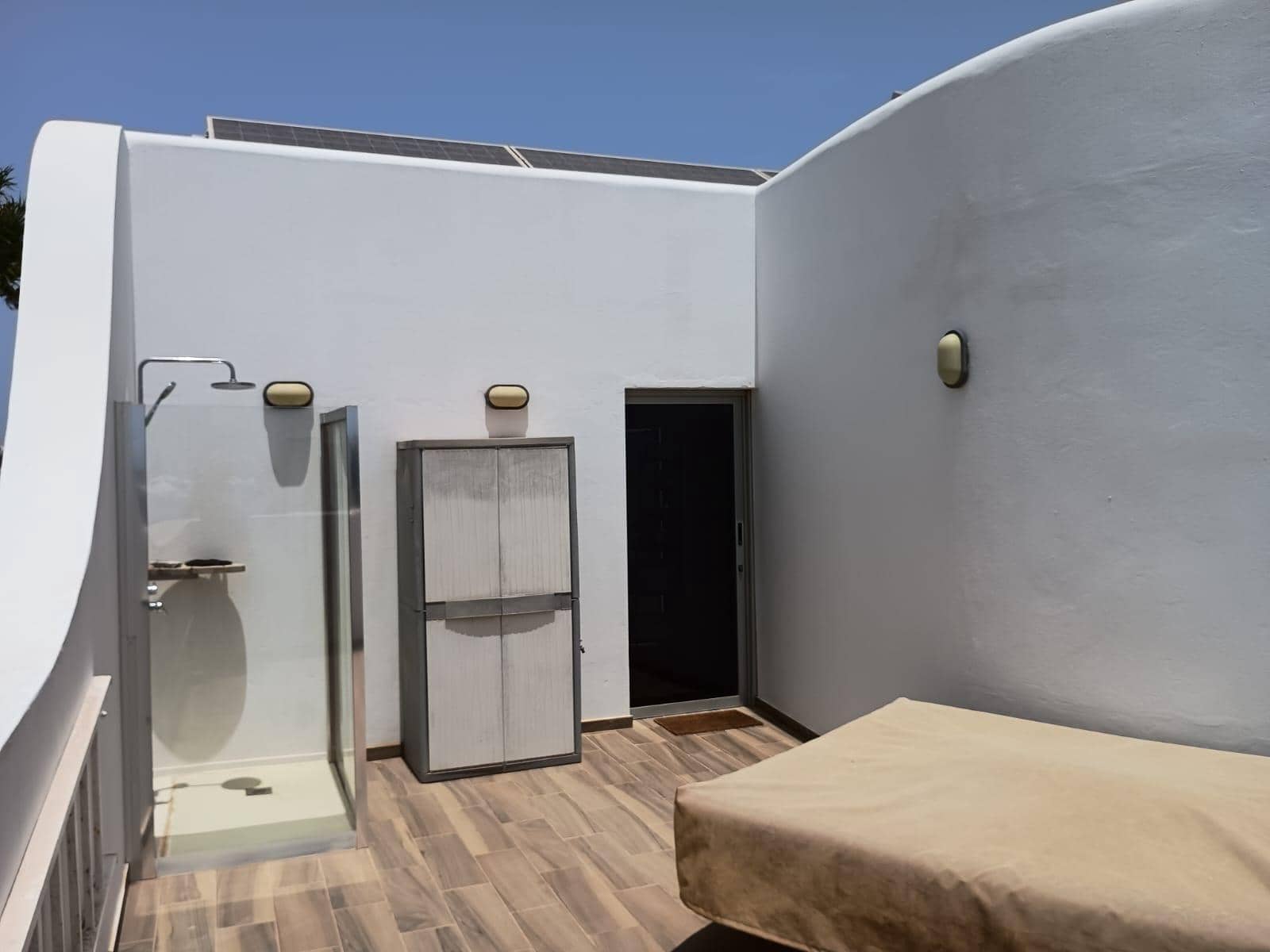 5 soverom Villa til salgs i Playa Blanca med svømmebasseng garasje - € 1 570 000 (Ref: 10166847)