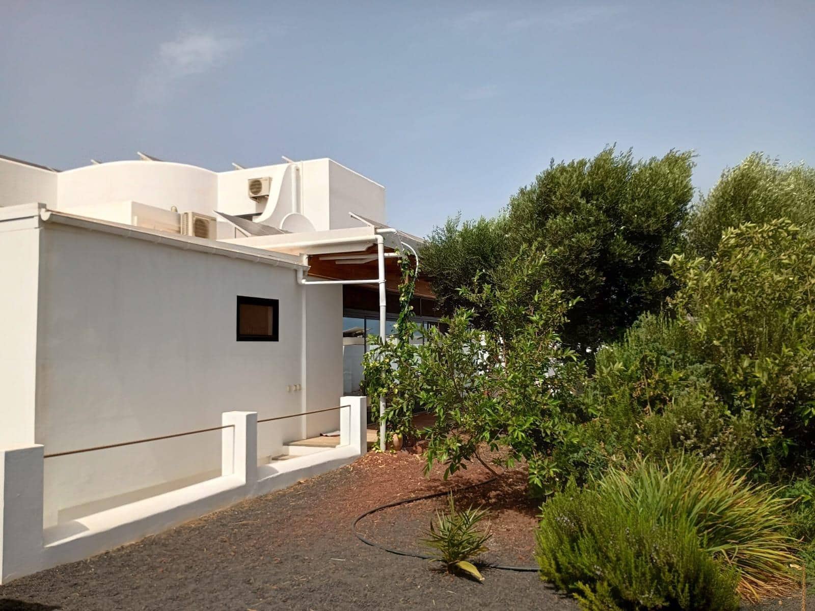 5 soverom Villa til salgs i Playa Blanca med svømmebasseng garasje - € 1 570 000 (Ref: 10166847)