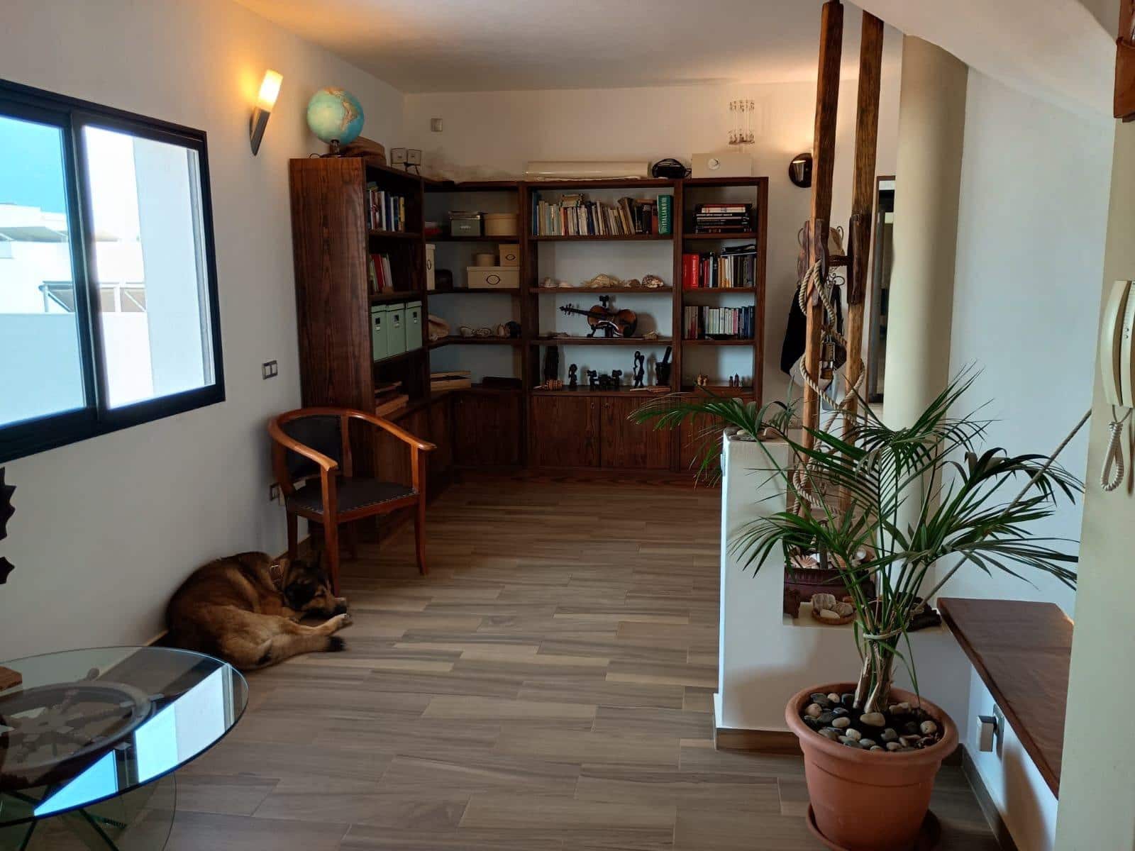 5 soverom Villa til salgs i Playa Blanca med svømmebasseng garasje - € 1 570 000 (Ref: 10166847)
