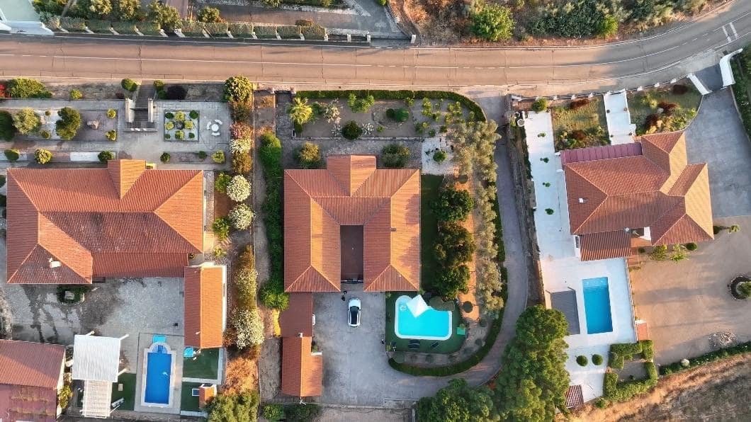 3 soveværelse Villa til salg i Don Benito med swimmingpool garage - € 450.000 (Ref: 10166848)
