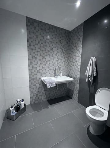 Komercyjne na sprzedaż w Vitoria-Gasteiz - 650 000 € (Ref: 10166849)