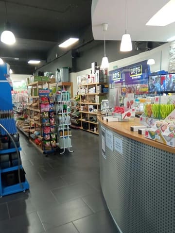 Komercyjne na sprzedaż w Vitoria-Gasteiz - 650 000 € (Ref: 10166849)