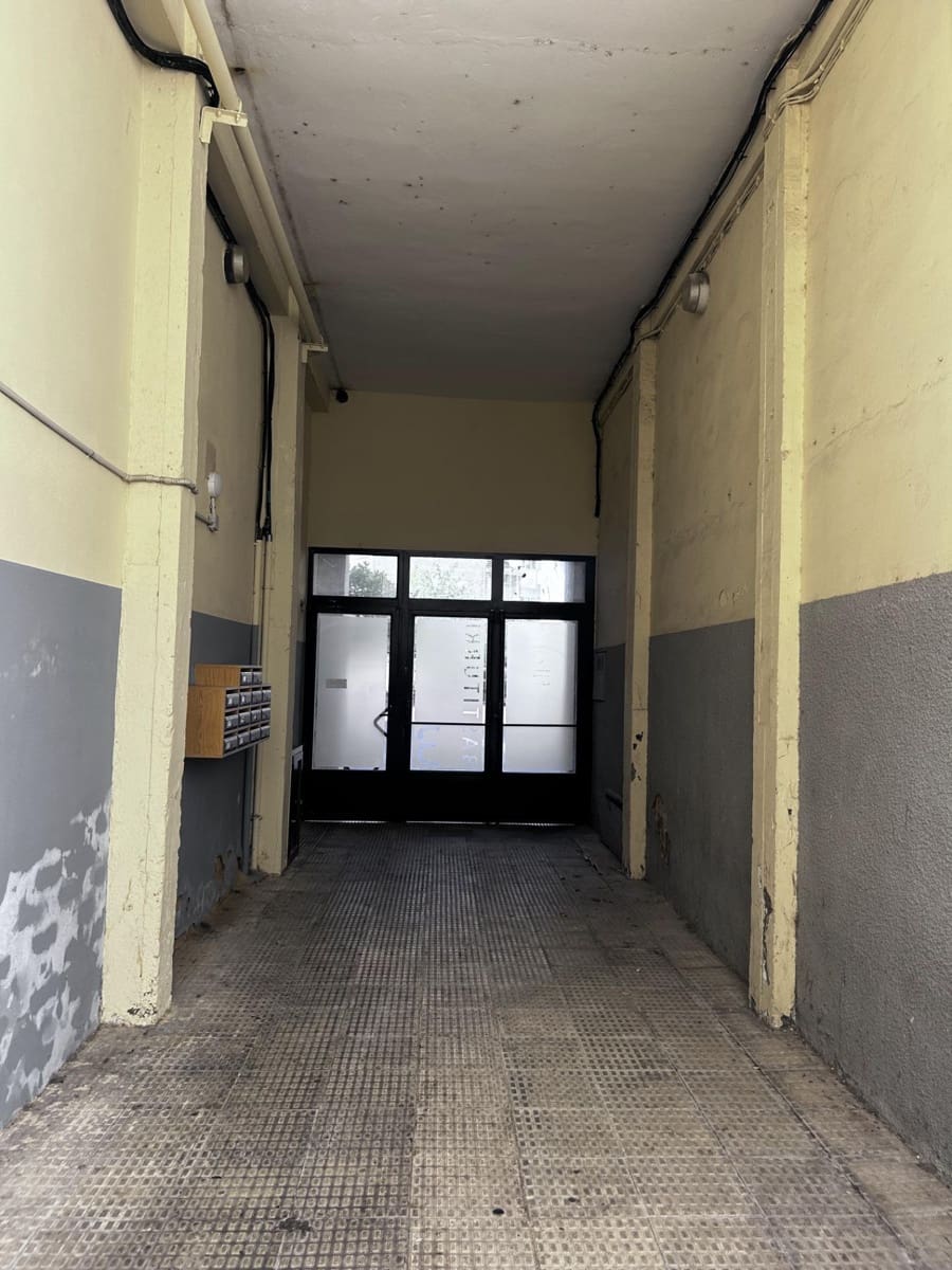 Local Comercial en Vitoria-Gasteiz en venta - 650.000 € (Ref: 10166849)
