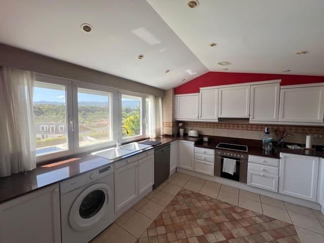 14 sovrum Villa till salu i Arnedo - 950 000 € (Ref: 10173850)
