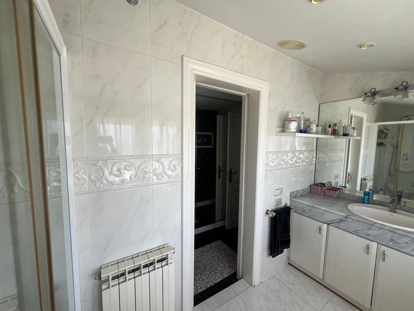 14 Zimmer Villa zu verkaufen in Arnedo mit Pool Garage - 950.000 € (Ref: 10173850)